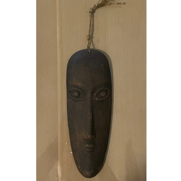 Clay Tribal Mask - Picture 1 of 7